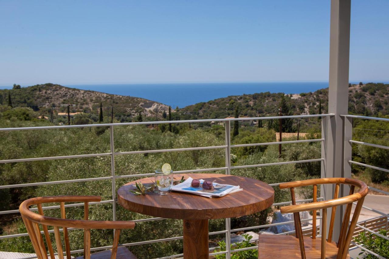 Hyades Lefkada Agios Nikitas