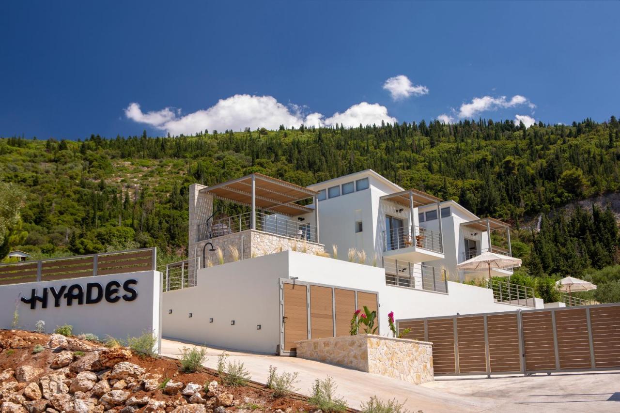 Hyades Lefkada Áyios Nikítas
