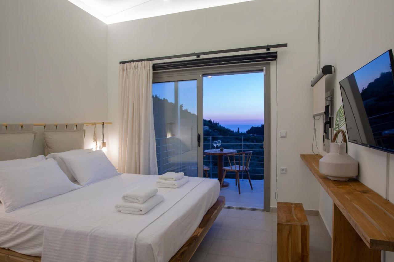 Hyades Lefkada Villa *